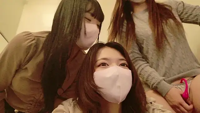 Snapshot of Azusa_DoMybest chatting on April 10, 2026, 10:11 am Azusa DoMybest online show from April 10, 2026, 10:11 am