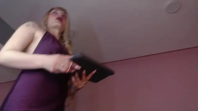 Snapshot of Camila_Russoo chatting on November 25, 2025, 7:47 pm Camila Russoo online show from November 25, 2025, 7:47 pm