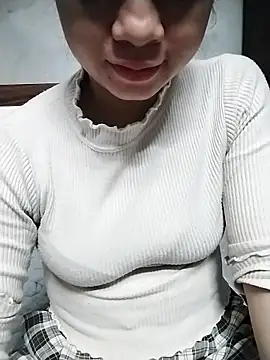 Mie rose online show from February 23, 2026, 1:55 pm