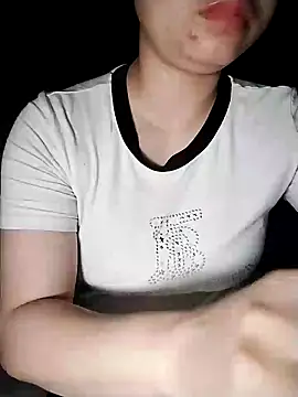 Mie rose online show from April 29, 2026, 11:22 pm