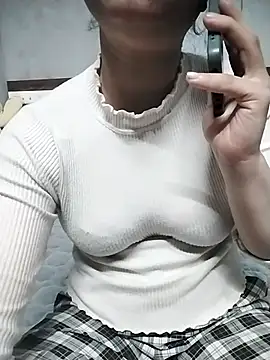 Mie rose online show from November 25, 2025, 2:12 am