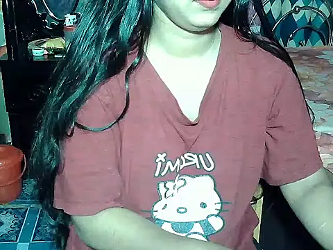 Snapshot of Hot-Hot chatting on May 25, 2026, 5:33 pm Hot-Hot online show from May 25, 2026, 5:33 pm