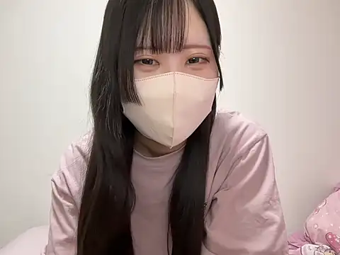 noa uxu online show from November 22, 2025, 2:10 am