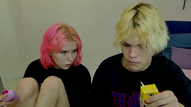 Bonnie And C1yde online show from October 22, 2025, 5:12 pm