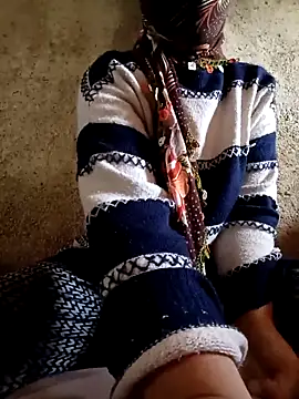 Snapshot of ezgi2545 chatting on October 17, 2025, 6:06 am ezgi2545 online show from October 17, 2025, 6:06 am