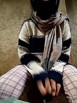 Snapshot of ezgi2545 chatting on October 31, 2025, 7:43 pm ezgi2545 online show from October 31, 2025, 7:43 pm