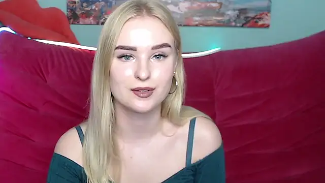 Snapshot of SofySofty chatting on October 26, 2025, 5:57 pm SofySofty online show from October 26, 2025, 5:57 pm