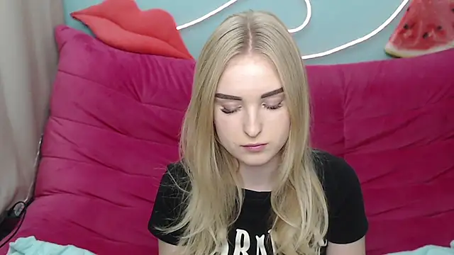 Snapshot of SofySofty chatting on November 9, 2025, 5:44 am SofySofty online show from November 9, 2025, 5:44 am