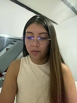 Sara-cooper2 online show from July 16, 2026, 1:13 am