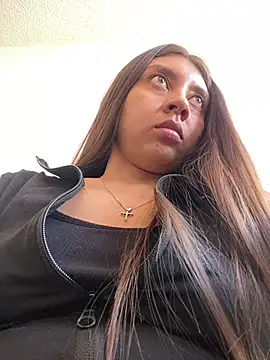 Sara-cooper2 online show from July 28, 2026, 6:53 pm