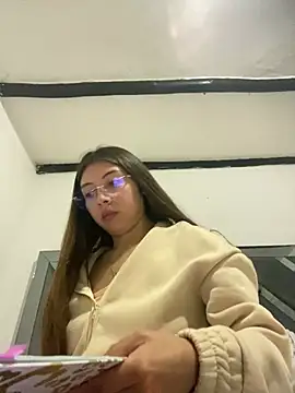 Sara-cooper2 online show from June 22, 2026, 3:58 am