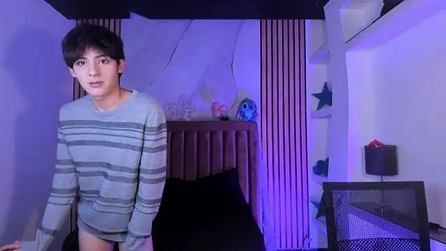 MathiasGreen  online show from January 14, 2026, 3:10 am