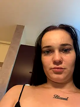 Baby Eva23 online show from October 11, 2025, 6:09 pm