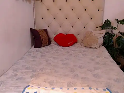 petite asian01 online show from October 3, 2025, 6:59 am