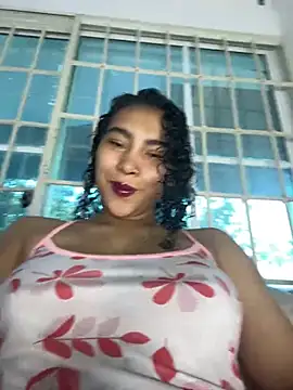 Snapshot of SophieD chatting on February 17, 2026, 11:51 am SophieD online show from February 17, 2026, 11:51 am