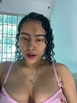 Snapshot of SophieD chatting on March 19, 2026, 1:33 pm SophieD online show from March 19, 2026, 1:33 pm