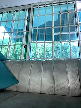 Snapshot of SophieD chatting on November 16, 2025, 11:59 am SophieD online show from November 16, 2025, 11:59 am