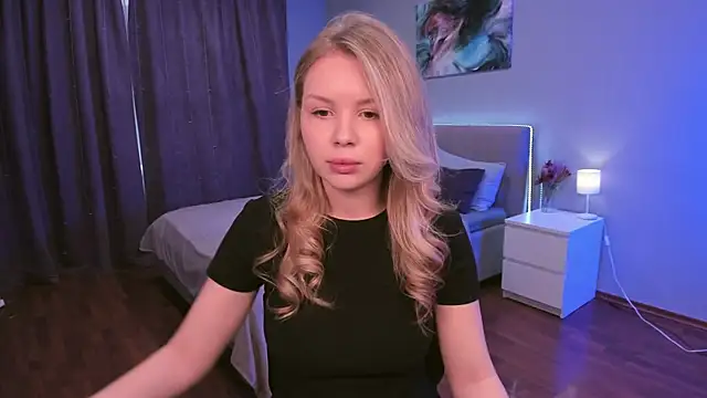 Snapshot of AdalineLove chatting on October 10, 2025, 11:44 am AdalineLove online show from October 10, 2025, 11:44 am