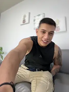 Snapshot of blackbullger_ chatting on October 10, 2025, 11:44 am blackbullger online show from October 10, 2025, 11:44 am