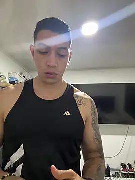 Snapshot of blackbullger_ chatting on November 6, 2025, 10:30 am blackbullger online show from November 6, 2025, 10:30 am