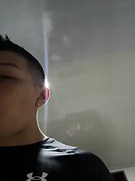 Snapshot of blackbullger_ chatting on October 21, 2025, 11:09 am blackbullger online show from October 21, 2025, 11:09 am