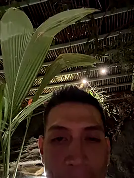 Snapshot of blackbullger_ chatting on October 19, 2025, 3:42 am blackbullger online show from October 19, 2025, 3:42 am