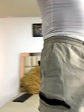 Snapshot of blackbullger_ chatting on October 23, 2025, 11:42 am blackbullger online show from October 23, 2025, 11:42 am