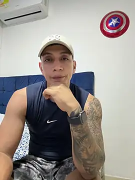 Snapshot of blackbullger_ chatting on October 24, 2025, 10:42 pm blackbullger online show from October 24, 2025, 10:42 pm