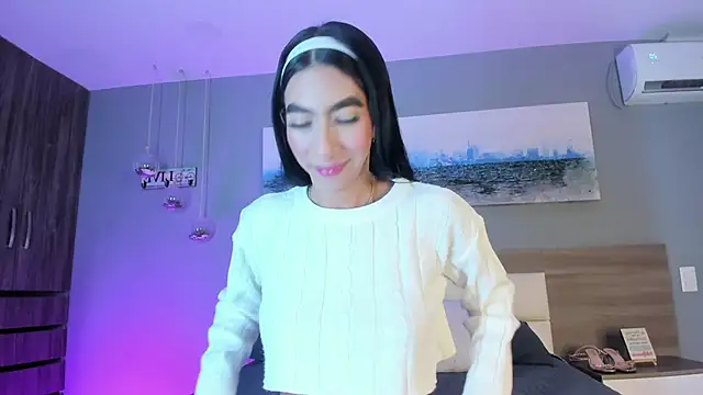  Ashly 77 online show from November 19, 2025, 10:10 pm