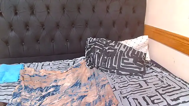 Snapshot of Sexy_PureFire chatting on October 30, 2025, 4:11 am Sexy PureFire online show from October 30, 2025, 4:11 am