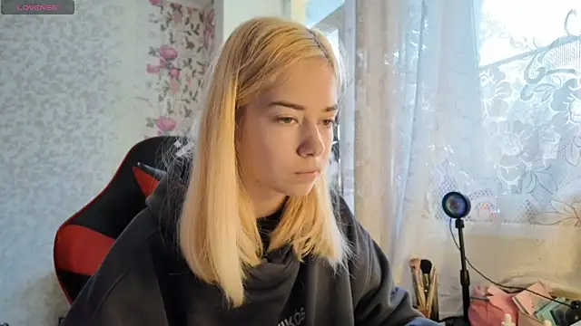 Witching Moon online show from October 11, 2025, 7:20 am