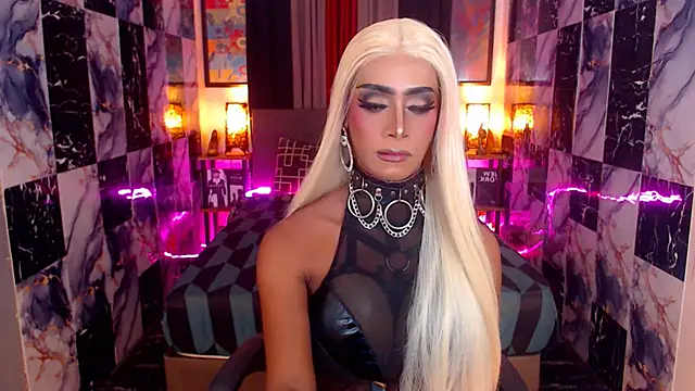 SeductiveAshleyTS online show from November 6, 2025, 6:06 am