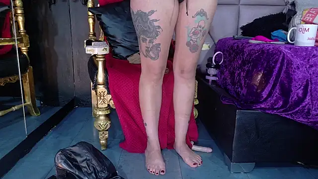 Snapshot of EvaSabath chatting on October 17, 2025, 5:37 pm EvaSabath online show from October 17, 2025, 5:37 pm