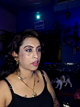 Snapshot of Love_Beauty01 chatting on August 1, 2026, 6:39 pm Love Beauty01 online show from August 1, 2026, 6:39 pm