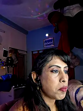 Snapshot of Love_Beauty01 chatting on June 16, 2026, 6:41 pm Love Beauty01 online show from June 16, 2026, 6:41 pm