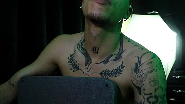 AlphaMasterXxx online show from October 6, 2025, 2:24 am