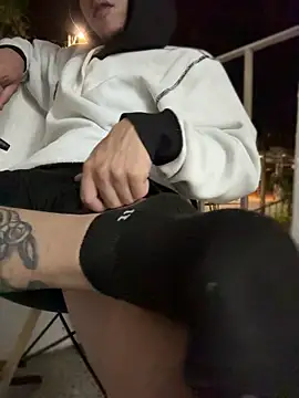 AlphaMasterXxx online show from April 30, 2026, 5:47 am