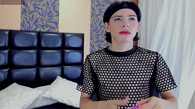 mysterius boy online show from September 10, 2025, 7:13 pm