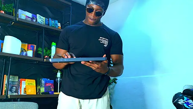 dalton asher online show from November 18, 2025, 7:22 am