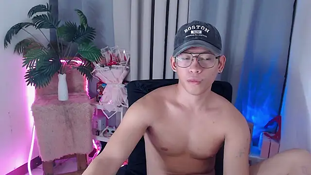 pinkcock froi2305 online show from February 23, 2026, 6:36 am