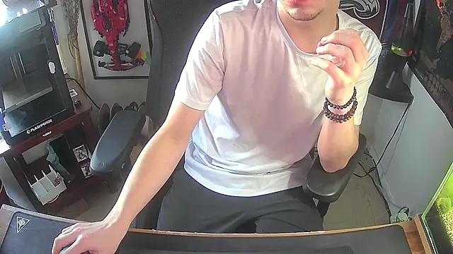 k dick online show from February 11, 2026, 1:05 am