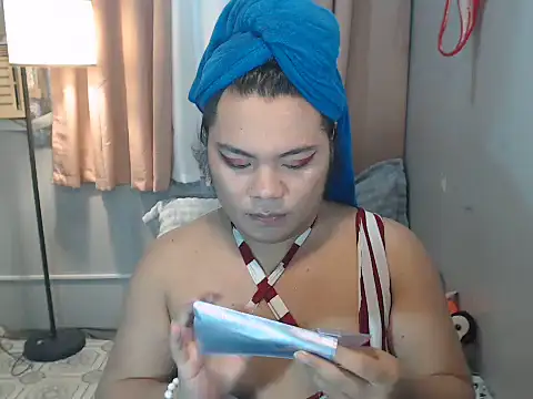 Snapshot of TSbrianaHugeCock chatting on June 27, 2026, 7:25 am TSbrianaHugeCock online show from June 27, 2026, 7:25 am