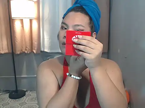 Snapshot of TSbrianaHugeCock chatting on July 11, 2026, 12:05 pm TSbrianaHugeCock online show from July 11, 2026, 12:05 pm