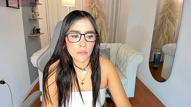 Natalia Leon8 online show from January 16, 2026, 4:05 am