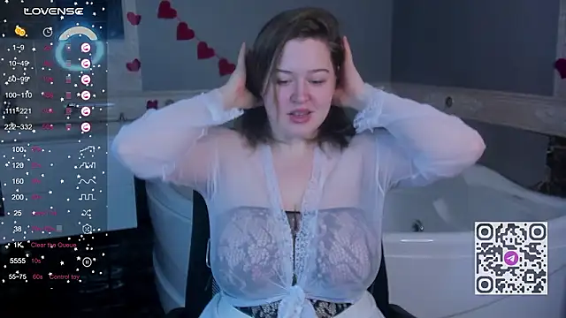 Snapshot of HelenHartt chatting on March 4, 2026, 5:59 am HelenHartt online show from March 4, 2026, 5:59 am