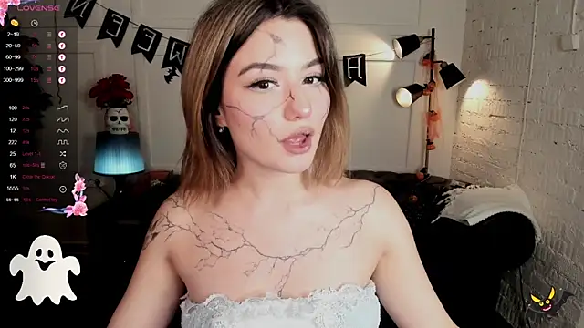 Snapshot of Dark_Moni chatting on October 31, 2025, 8:55 am Dark Moni online show from October 31, 2025, 8:55 am