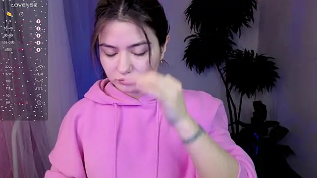 Snapshot of Dark_Moni chatting on November 9, 2025, 2:48 am Dark Moni online show from November 9, 2025, 2:48 am