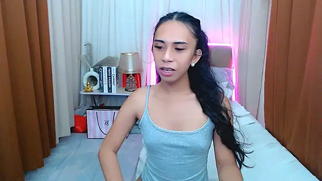 scarlet smith7 online show from May 6, 2026, 2:04 am