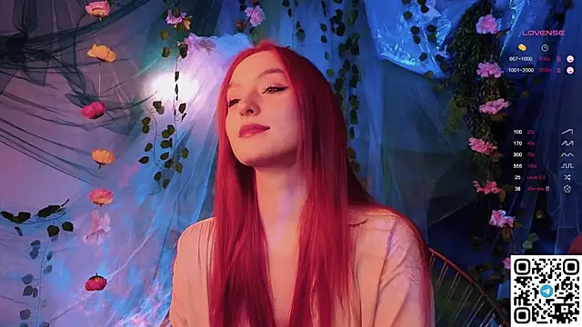 GildedKitten online show from December 1, 2025, 6:09 pm