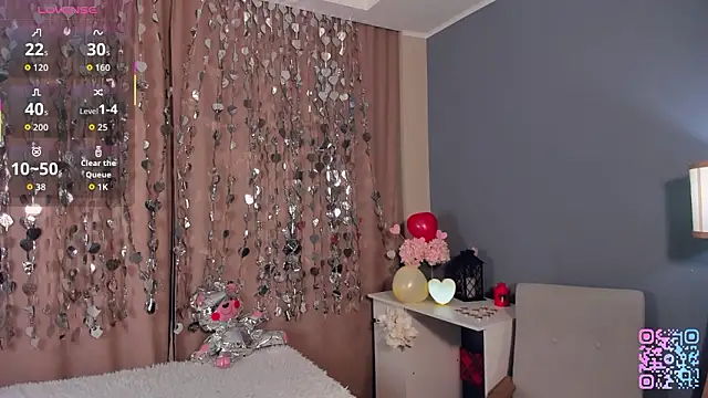 SharylSmalt online show from February 12, 2026, 1:05 am